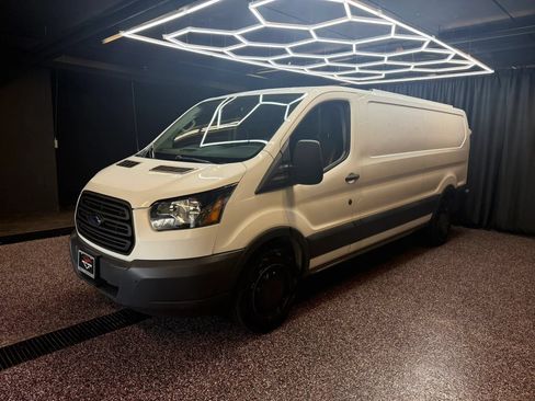 Used 2018 Ford Transit 250 148 Low Roof RWD image 3