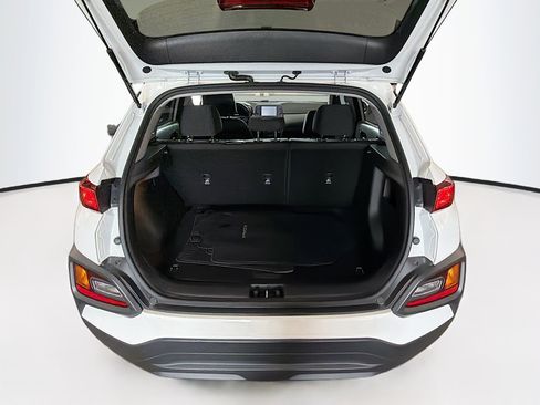 Used 2021 Hyundai Kona SEL AWD/4WD image 30