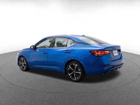 Used 2025 Nissan Sentra SV FWD image 7