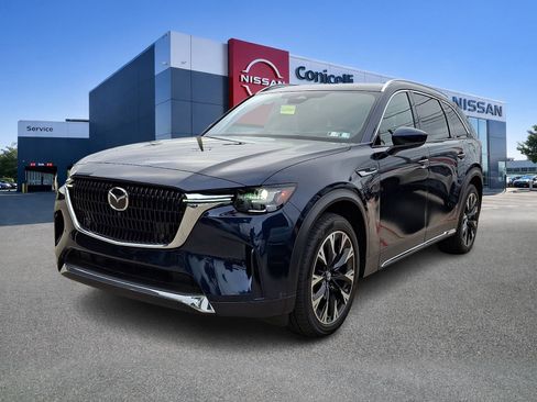 Used 2024 MAZDA CX-90 Plug-In Hybrid w/ Premium Plus AWD/4WD image 3