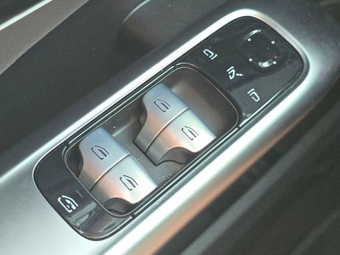 Certified 2025 Mercedes-Benz C 300 4MATIC Sedan image 27