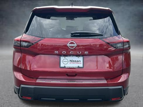 Used 2026 Nissan Rogue SV FWD image 7