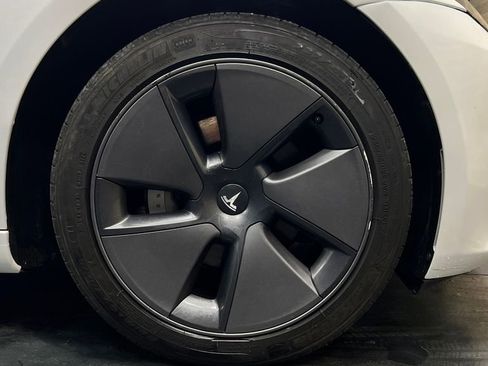 Used 2023 Tesla Model 3 Standard Range RWD image 19
