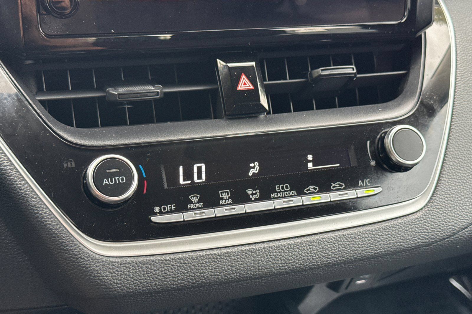 Used 2023 Toyota Corolla LE FWD image 19