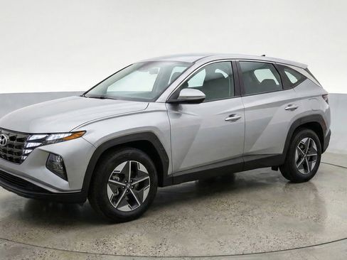 Used 2025 Hyundai Tucson SEL AWD/4WD image 3