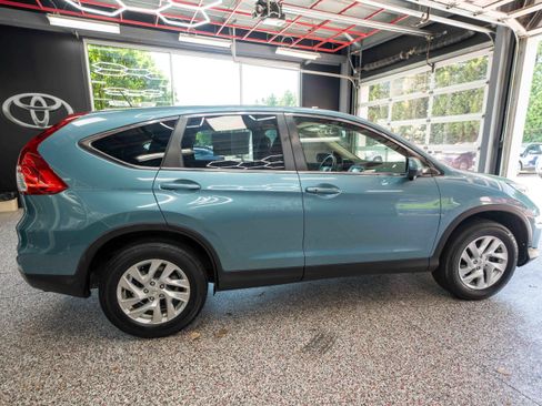 Used 2016 Honda CR-V EX image 4