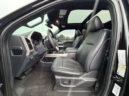 Used 2022 Ford F250 Lariat w/ Tremor Off-Road Package AWD/4WD image 2