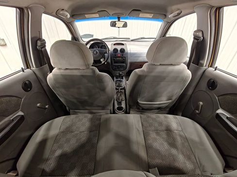 Used 2005 Chevrolet Aveo LS image 21
