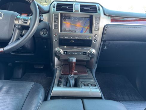 Used 2015 Lexus GX 460 image 20