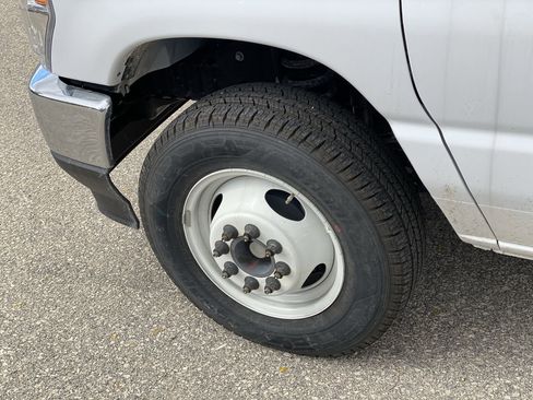 New 2025 Ford E-350 and Econoline 350 Super Duty w/ Power Equipment Group image 15