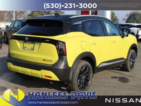 New 2026 Nissan Kicks SR w/ SR Premium Package image 7