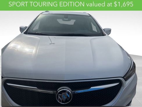 Used 2020 Buick Enclave Essence w/ Sport Touring Edition image 3