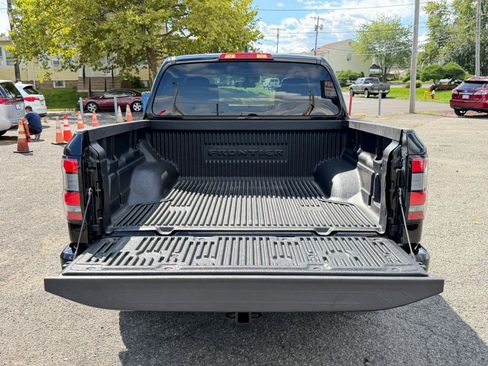 Used 2022 Nissan Frontier SV w/ Technology Package AWD/4WD image 35