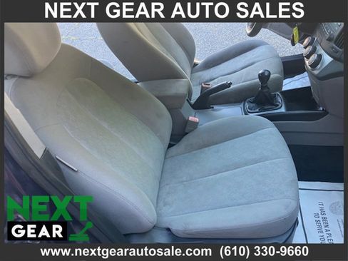 Used 2010 Hyundai Elantra GLS w/ Comfort Pkg 2 image 8