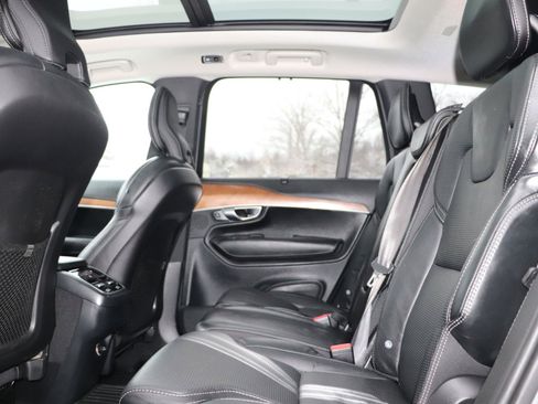 Used 2019 Volvo XC90 T6 Inscription w/ Advanced Package image 16