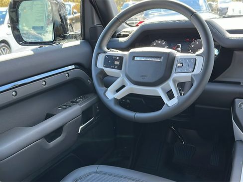 New 2026 Land Rover Defender 110 S image 27