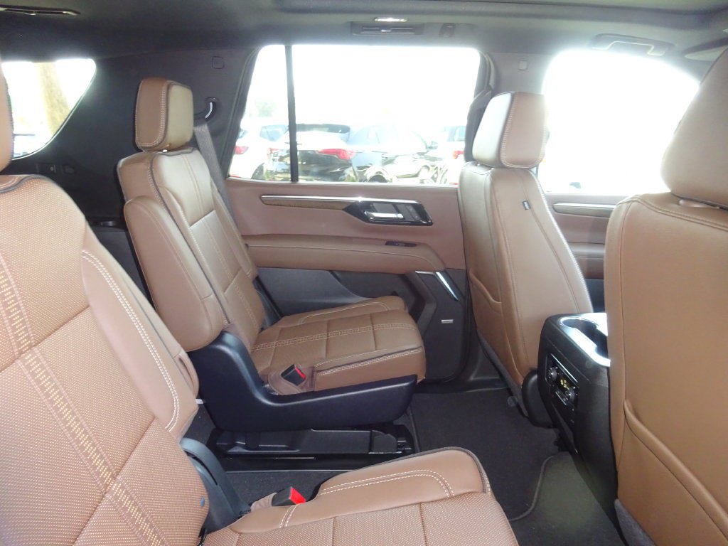 New 2026 Chevrolet Tahoe High Country AWD/4WD image 22