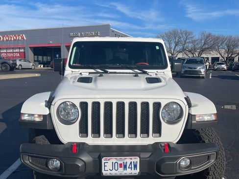 Used 2023 Jeep Wrangler Unlimited Rubicon w/ Cold Weather Group image 10