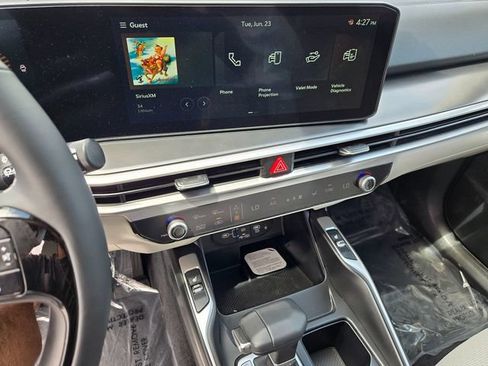 New 2026 Kia Sorento S FWD image 9