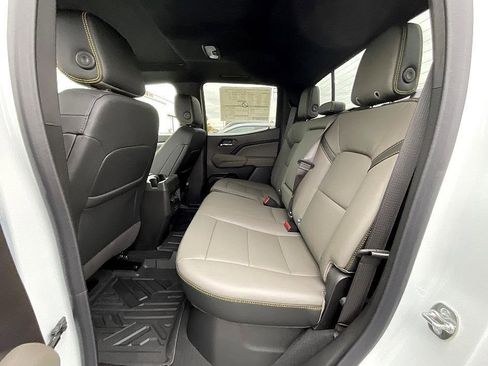 New 2026 Chevrolet Colorado ZR2 w/ Technology Package image 24