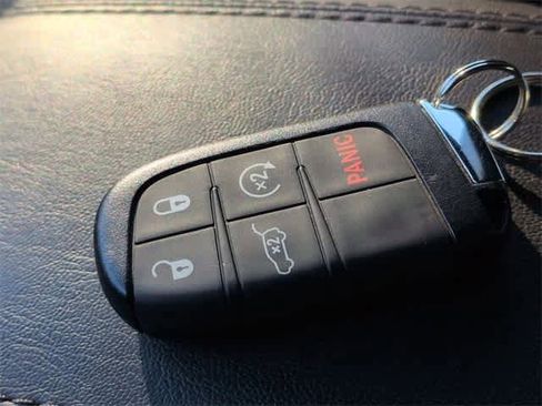 New 2026 Jeep Compass Limited image 34