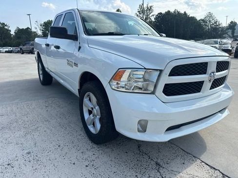 Used 2015 RAM 1500 Express AWD/4WD image 5
