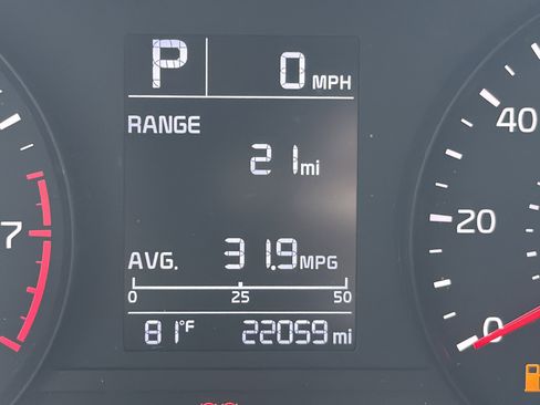 Used 2023 Kia Rio S image 2