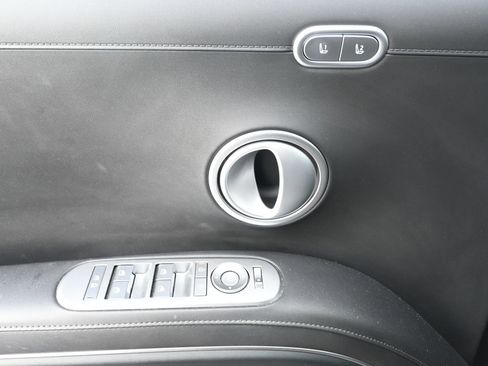 Used 2026 Hyundai Palisade SEL FWD image 11