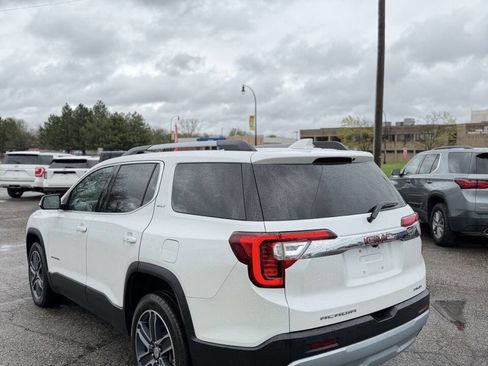 Used 2020 GMC Acadia SLT w/ Premium Package image 5