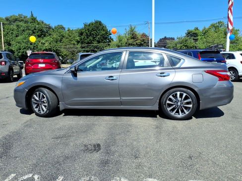 Certified 2017 Nissan Altima 2.5 SL FWD image 8