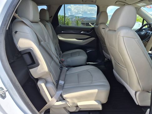Used 2019 Buick Enclave Essence AWD/4WD image 29