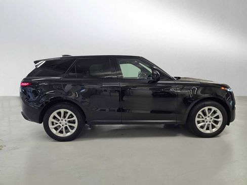 Used 2025 Land Rover Range Rover Sport SE AWD/4WD image 6