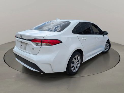 Used 2020 Toyota Corolla LE FWD image 5