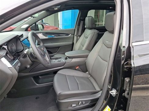 New 2026 Cadillac XT5 Premium Luxury w/ Driver Assist Package image 8