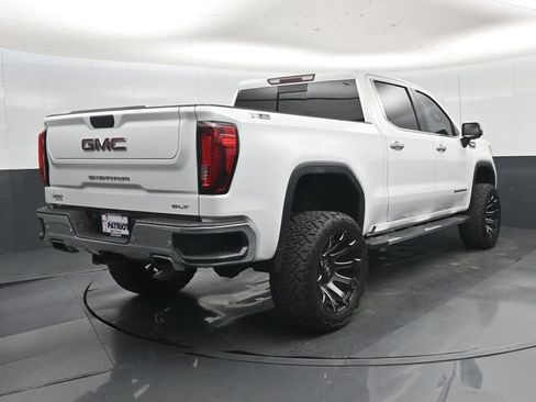Used 2021 GMC Sierra 1500 SLT AWD/4WD image 2