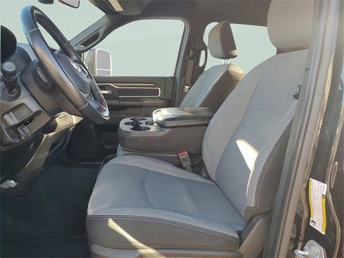 Certified 2024 RAM 2500 Big Horn image 29