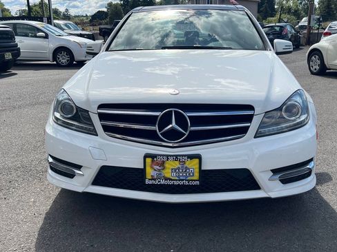 Used 2014 Mercedes-Benz C 250 Sedan image 3