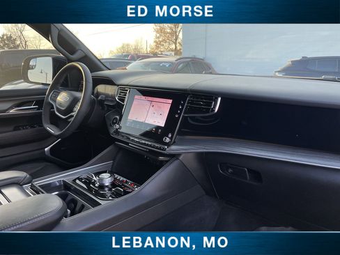 Used 2023 Jeep Wagoneer Series III w/ Premium Group I image 29