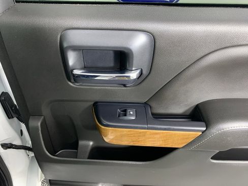 Used 2018 Chevrolet Silverado 1500 LTZ w/ Texas Edition image 36