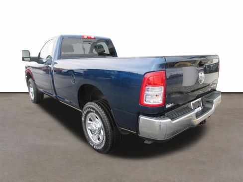 Used 2024 RAM 2500 Tradesman w/ Chrome Appearance Group image 3