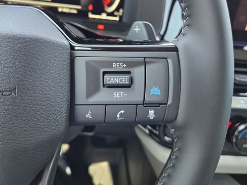 New 2026 Nissan Pathfinder SL w/ SL Premium Package FWD image 22