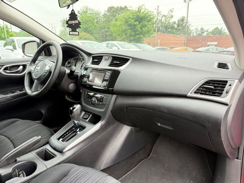 Used 2018 Nissan Sentra SV FWD image 21