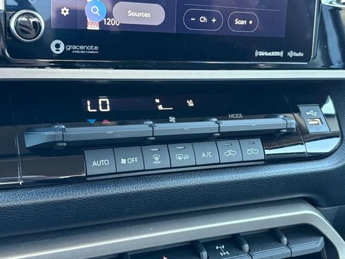 Used 2022 Toyota Tundra SR5 image 19