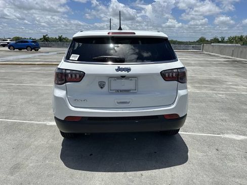 Used 2023 Jeep Compass Sport AWD/4WD image 34