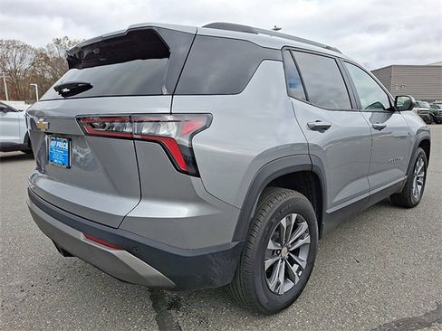 Certified 2025 Chevrolet Equinox LT w/ Convenience Package II image 6