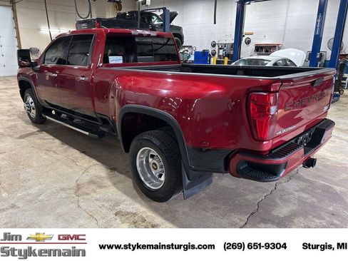 Used 2020 Chevrolet Silverado 3500 High Country AWD/4WD image 12