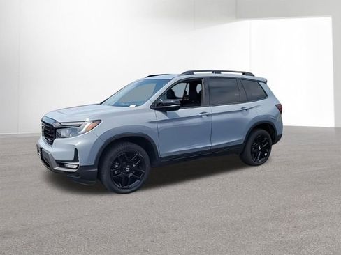 Used 2024 Honda Passport Black Edition image 4