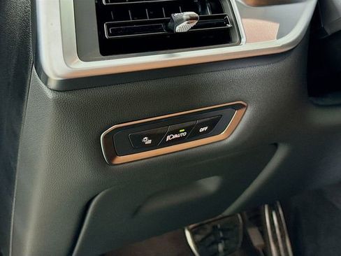 New 2027 BMW X7 M60i AWD/4WD image 10