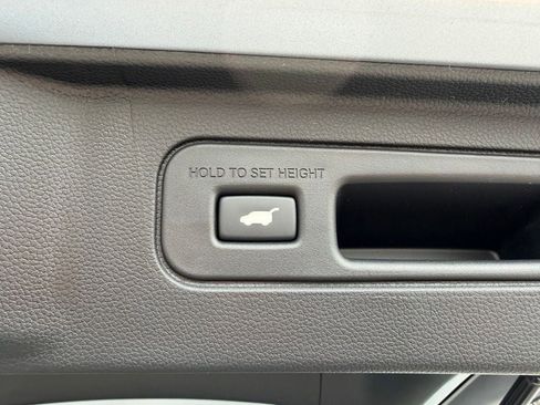 New 2026 Honda Pilot Touring image 10