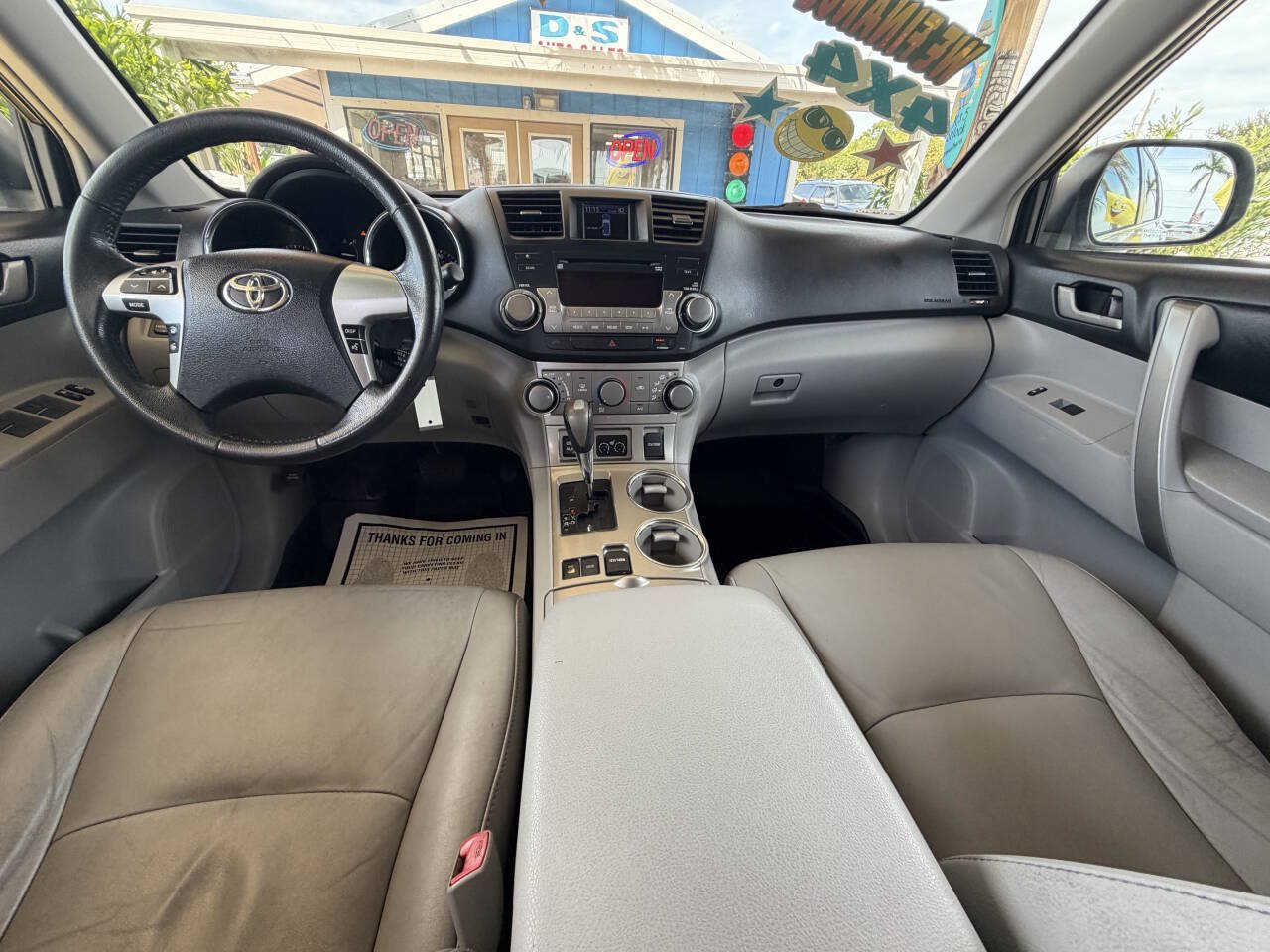 Used 2012 Toyota Highlander SE AWD/4WD image 19